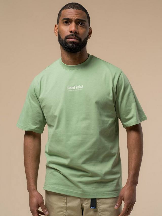 Футболка из хлопка с круговым пейзажным принтом Pocket Penfield, Mistletoe
Футболка из хлопка с круговым пейзажным принтом Pocket Penfield, Mistletoe