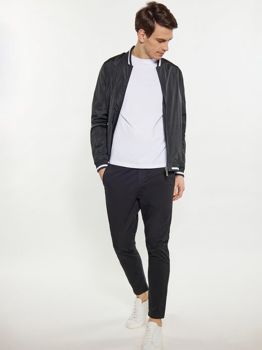 Куртка колледжа Mo, черный
Куртка колледжа Mo, черный