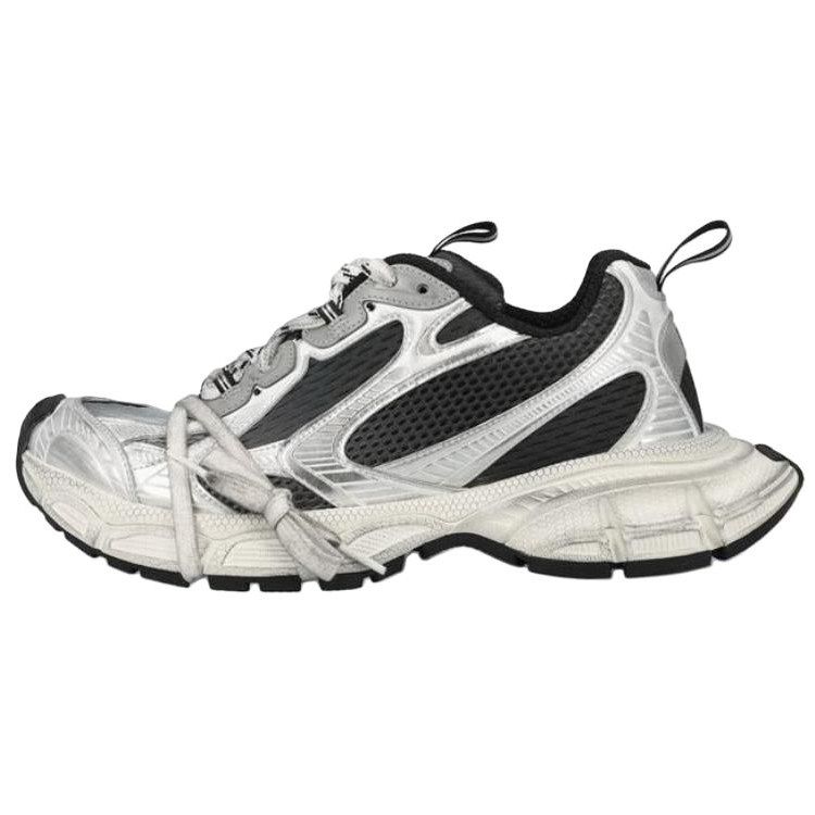 Кроссовки 3XL со шнуровкой и вставками Balenciaga, Gray
Кроссовки 3XL со шнуровкой и вставками Balenciaga, Gray