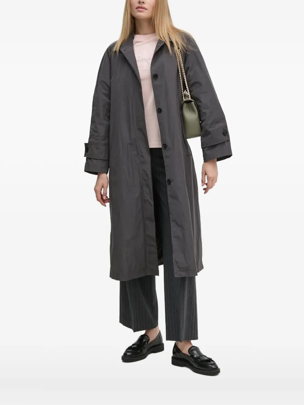 Длинное пальто с застежкой на пуговицы Sandro Ferrone, серый
Длинное пальто с застежкой на пуговицы Sandro Ferrone, серый