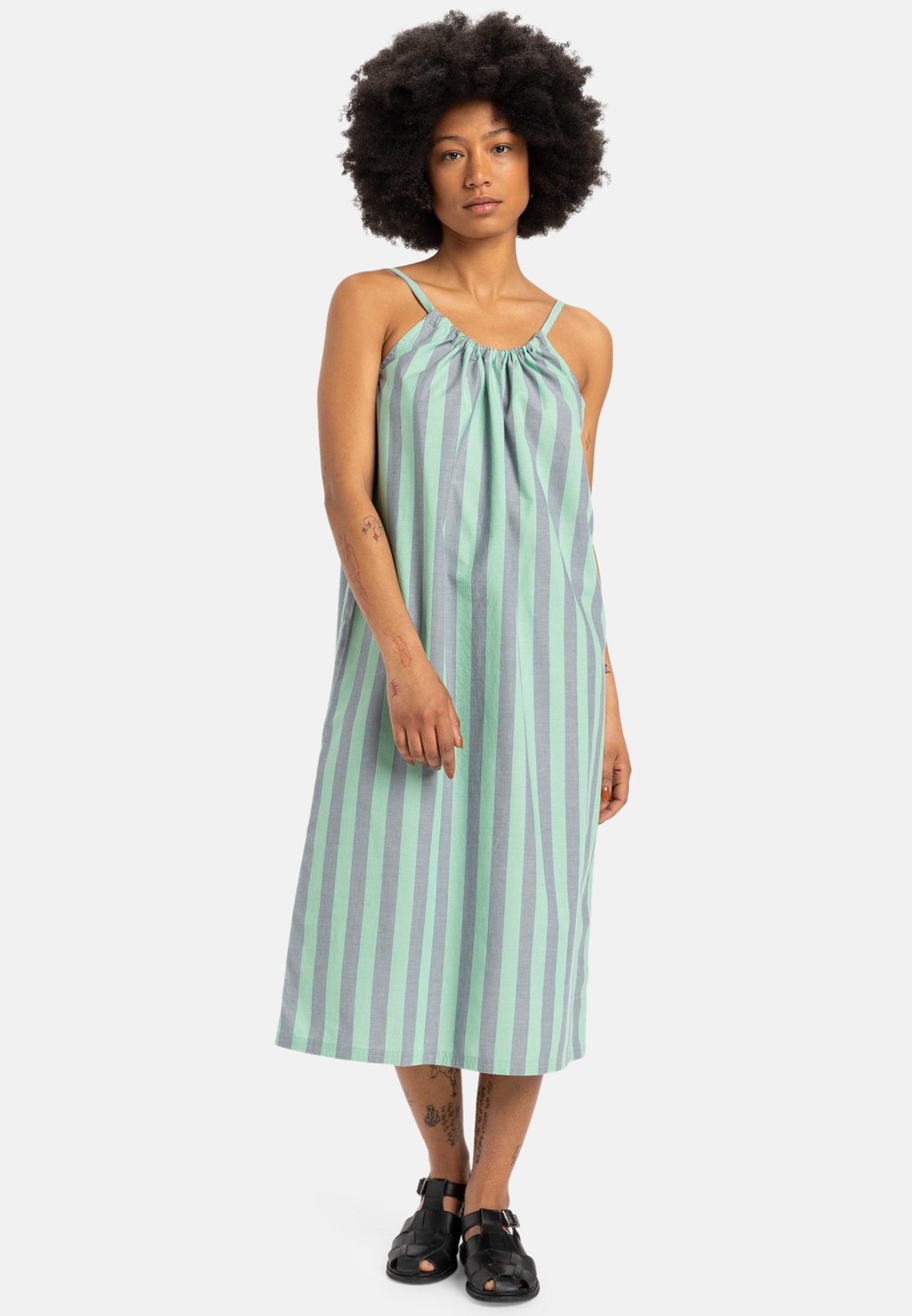 Повседневное платье PHILIA Quiksilver, зеленый
Повседневное платье PHILIA Quiksilver, зеленый