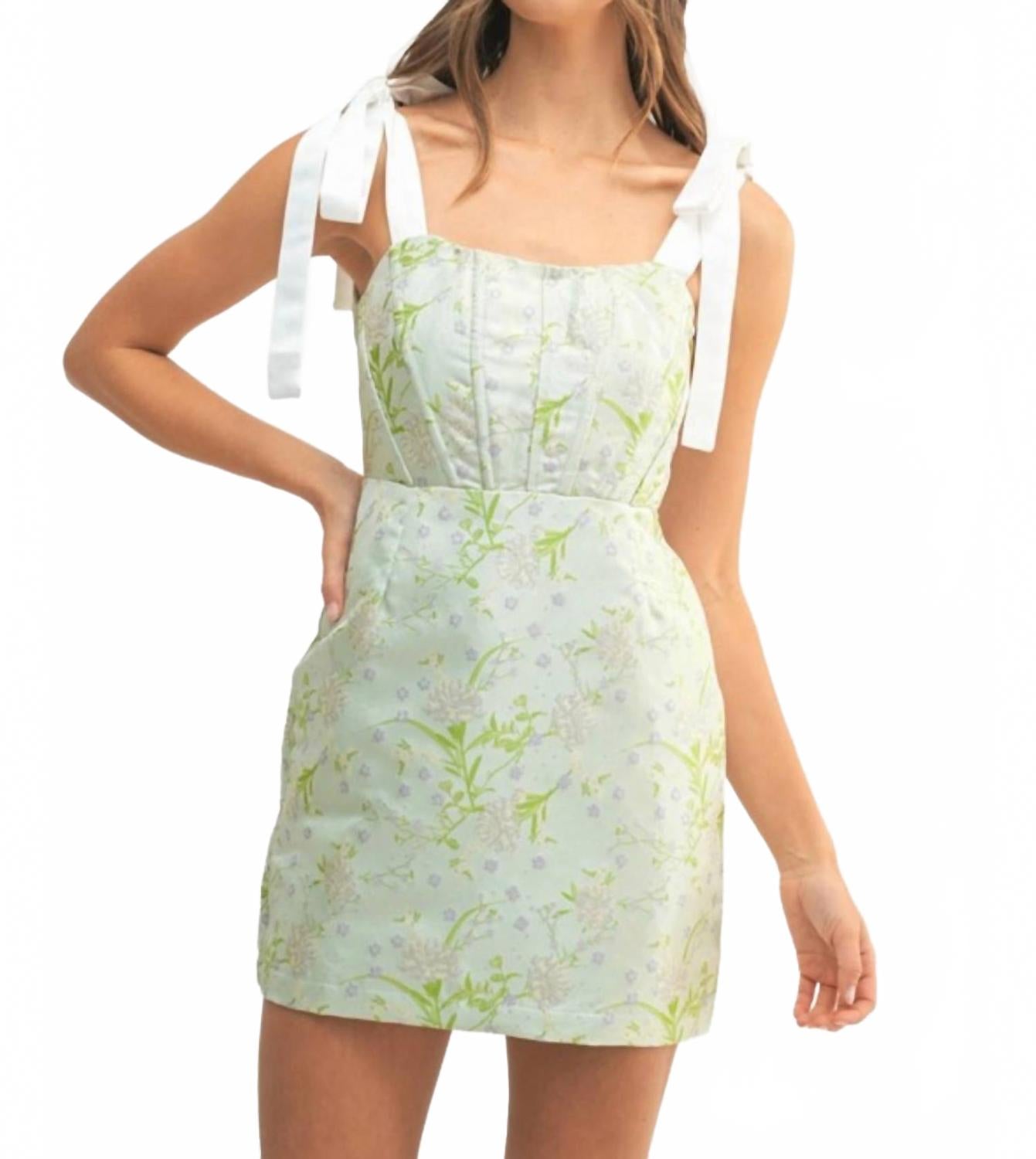 Женское платье из жаккарда с цветочным принтом в цвете шалфей MABLE, Sage
Женское платье из жаккарда с цветочным принтом в цвете шалфей MABLE, Sage