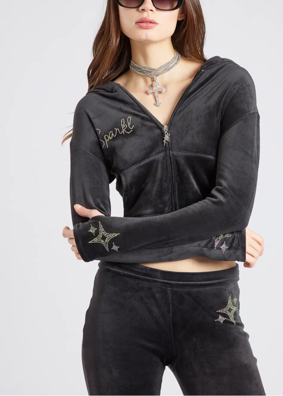 Куртка LEA TRACKSUIT JACKET Sparkl, черный
Куртка LEA TRACKSUIT JACKET Sparkl, черный