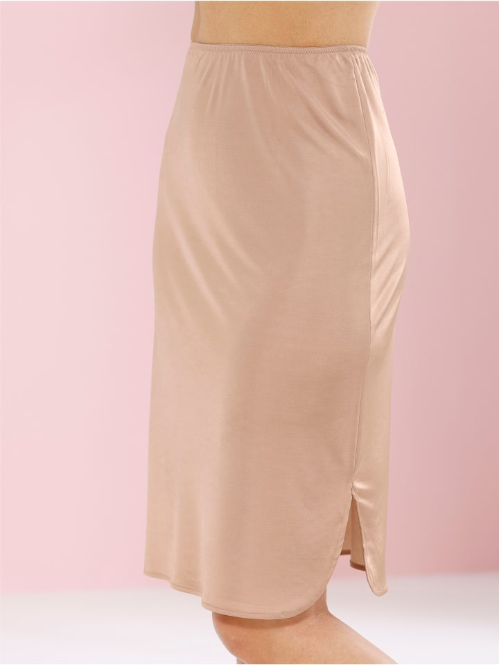 верблюжья нижняя юбка Nina von C.
верблюжья нижняя юбка Nina von C.