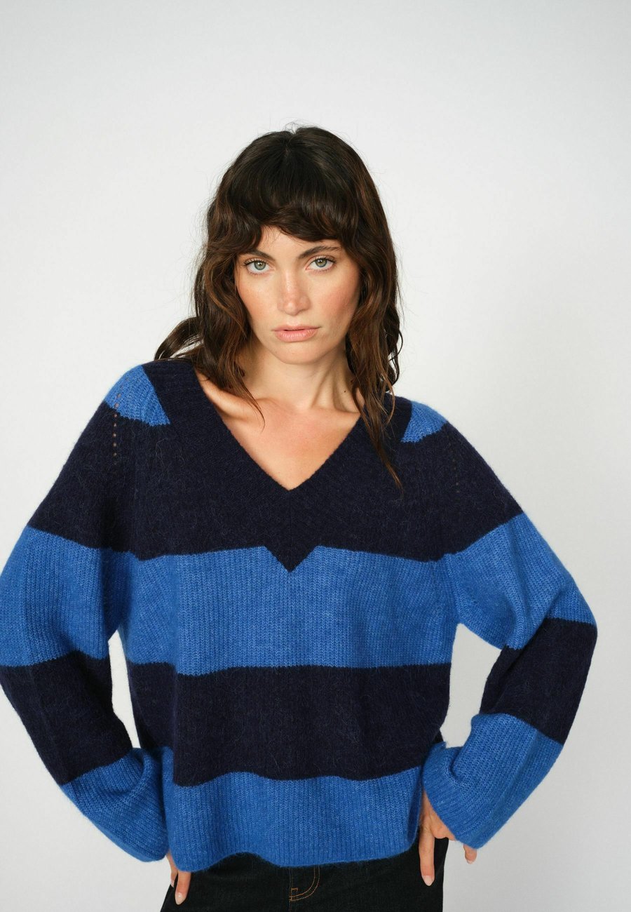 Джемпер Mos Mosh TACI STRIPE V-NECK, Maritime Blue/Blue
Джемпер Mos Mosh TACI STRIPE V-NECK, Maritime Blue/Blue