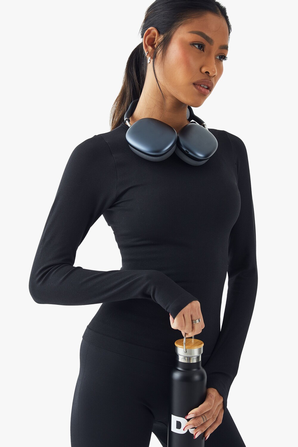 Топ бесшовный Boohoo в рубчик, черный
Топ бесшовный Boohoo в рубчик, черный