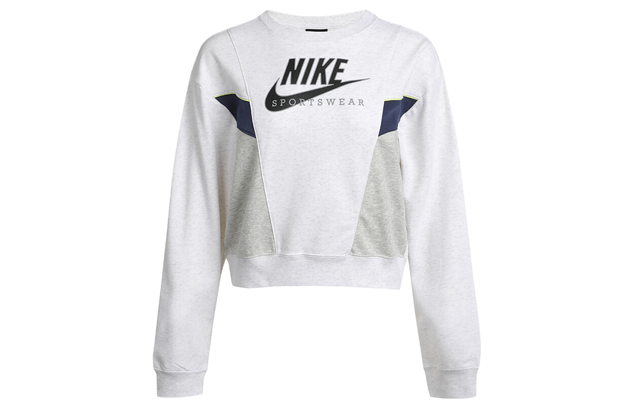 Свитшот женский молочно-белый Nike 
Свитшот женский молочно-белый Nike