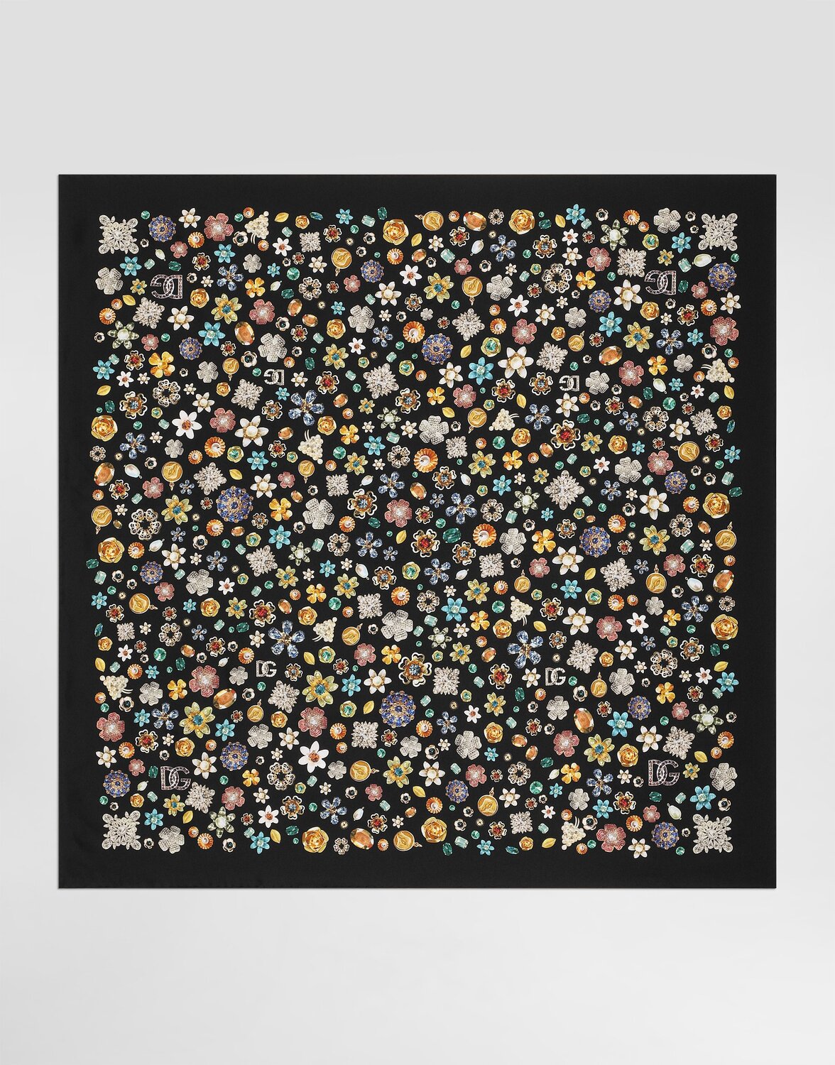 Платок из шелкового твила 90x90 Dolce & Gabbana, мультиколор
Платок из шелкового твила 90x90 Dolce & Gabbana, мультиколор