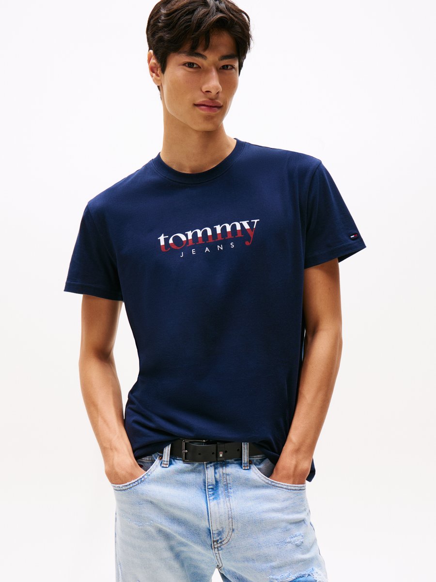 Футболка Tommy Jeans DNA TEE, Dark Night Navy/Dark Blue
Футболка Tommy Jeans DNA TEE, Dark Night Navy/Dark Blue