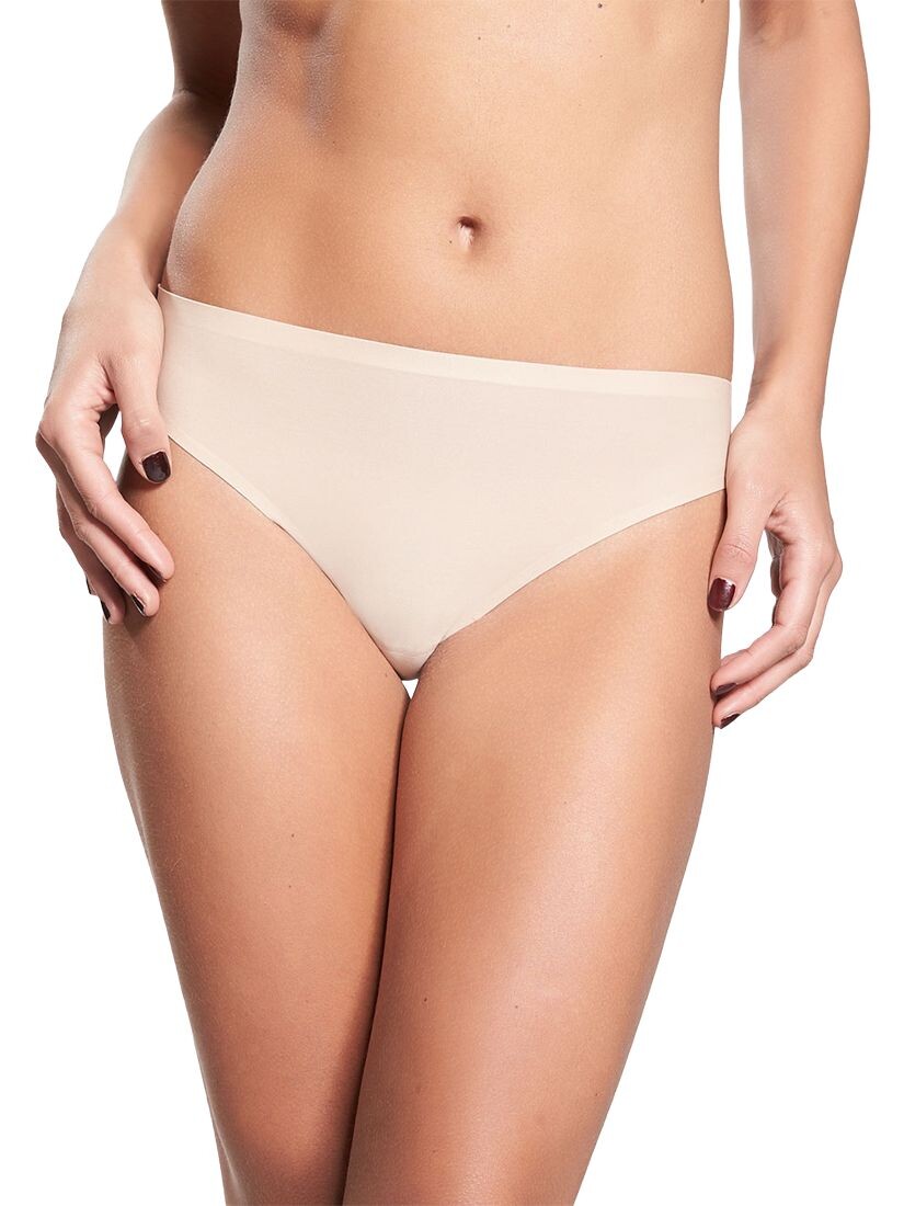 Мягкие эластичные стринги Chantelle, телесного цвета
Мягкие эластичные стринги Chantelle, телесного цвета