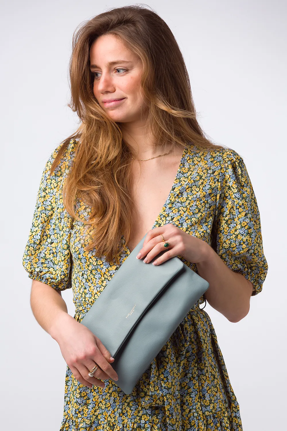 Клатч 'Amelia' из кожи наппа Pure Luxuries London, синий
Клатч 'Amelia' из кожи наппа Pure Luxuries London, синий