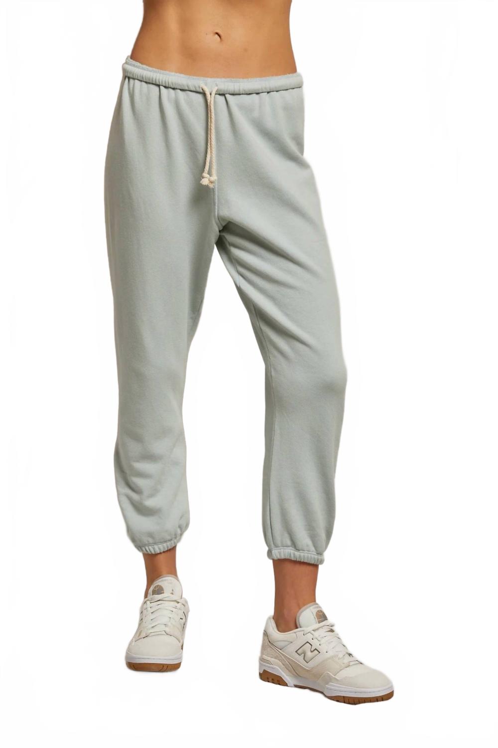 Джонни Терри Спортивные штаны в свежем мятном цвете PERFECTWHITETEE
Джонни Терри Спортивные штаны в свежем мятном цвете PERFECTWHITETEE