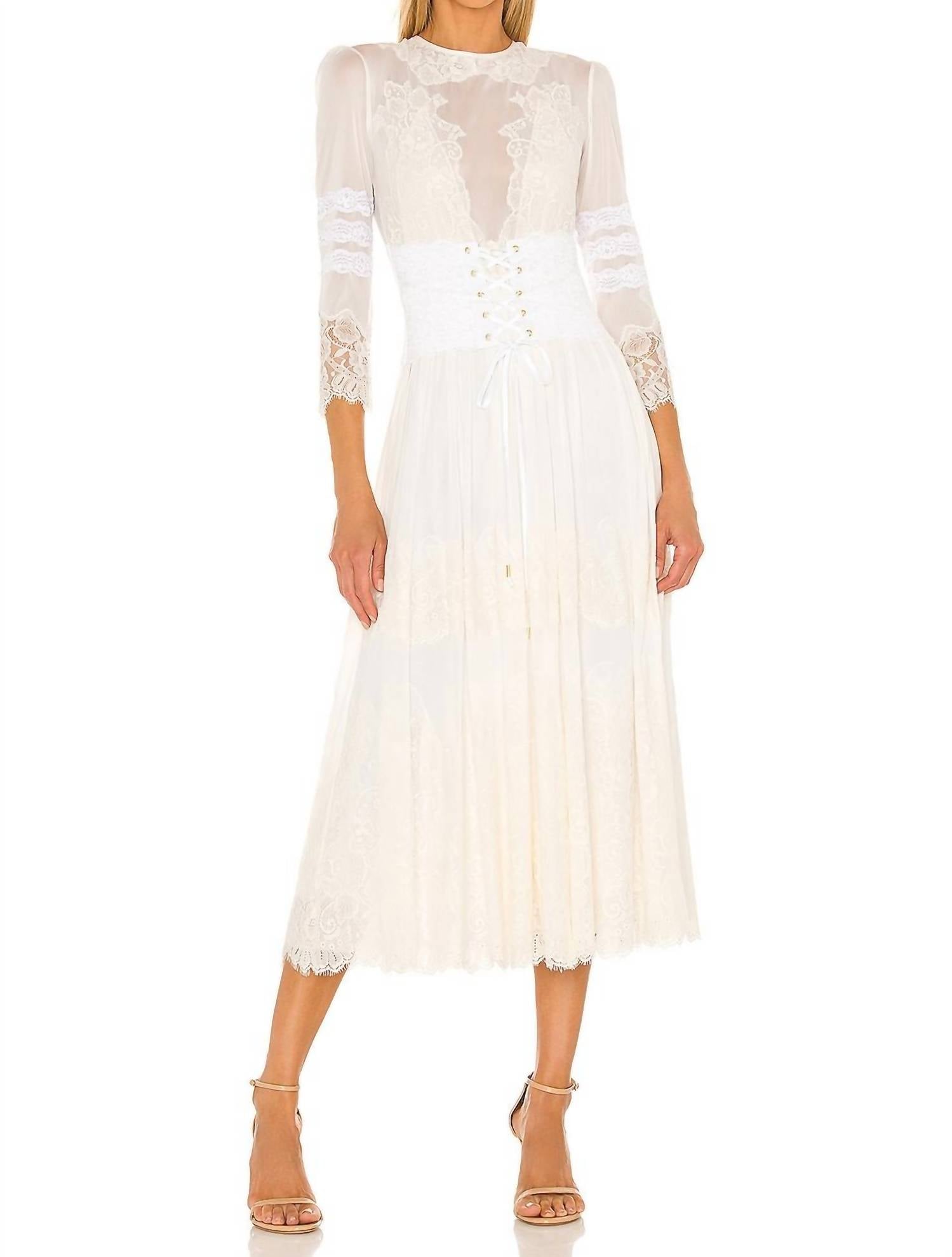 Платье миди Hidden Gem в оттенке "Хрупкое равновесие" We are HAH, Walking On Eggshells 
Платье миди Hidden Gem в оттенке "Хрупкое равновесие" We are HAH, Walking On Eggshells