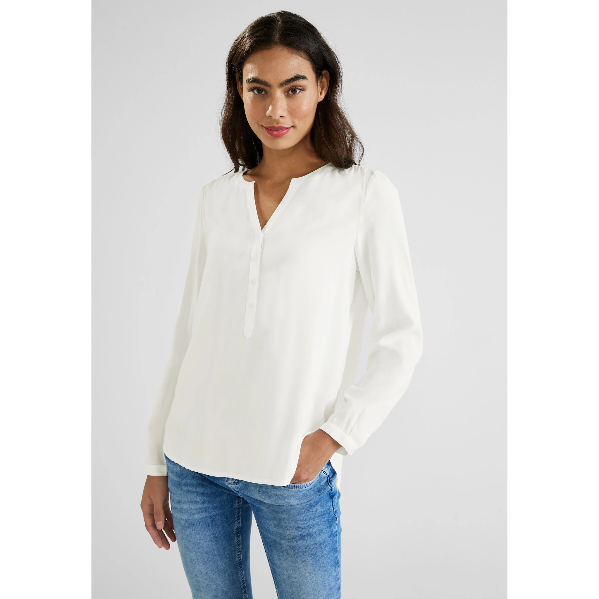 Блуза-рубашка STREET ONE "Style Bamika", с разрезами по бокам, кремовый
Блуза-рубашка STREET ONE "Style Bamika", с разрезами по бокам, кремовый