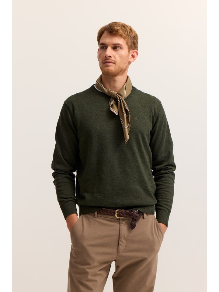 Свитер с круглым вырезом цвета 190-оливковый Bugatti
Свитер с круглым вырезом цвета 190-оливковый Bugatti