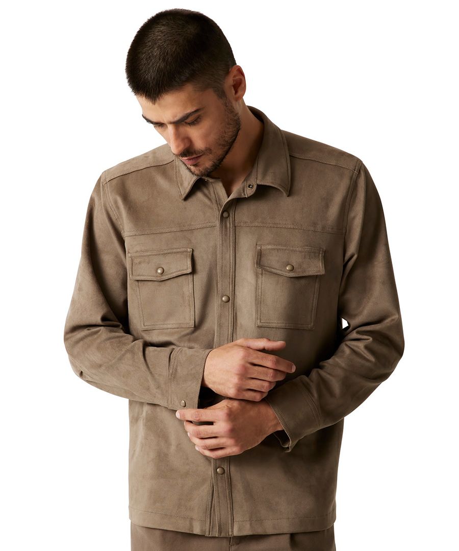 Мужская рубашка-куртка Zion стандартного кроя GUESS, Taupe
Мужская рубашка-куртка Zion стандартного кроя GUESS, Taupe