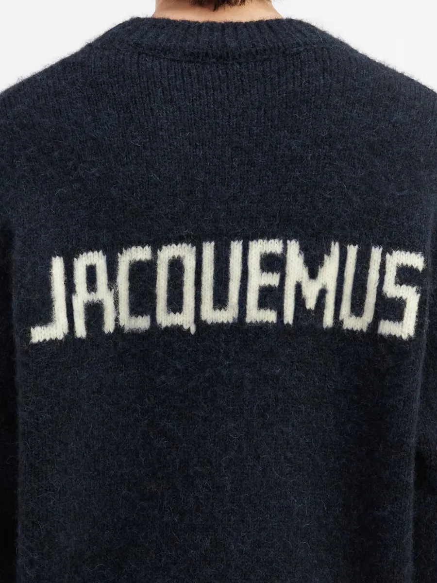 Жаккардовый с логотипом Ла Павана Jacquemus, темно-синий
Жаккардовый с логотипом Ла Павана Jacquemus, темно-синий