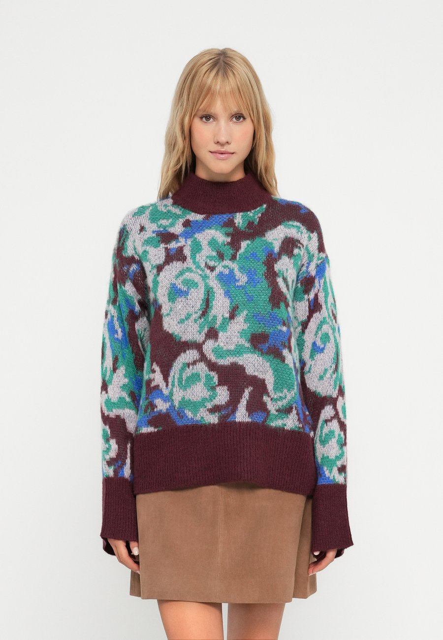 Джемпер YAS YASTORIO, Port Royale/Multi-Coloured
Джемпер YAS YASTORIO, Port Royale/Multi-Coloured