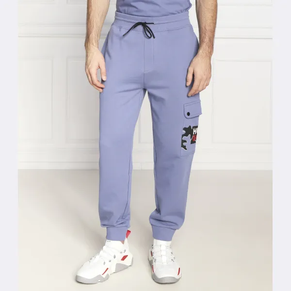 Спортивные брюки добкат стандартного кроя Hugo, фиолетовый
Спортивные брюки добкат стандартного кроя Hugo, фиолетовый