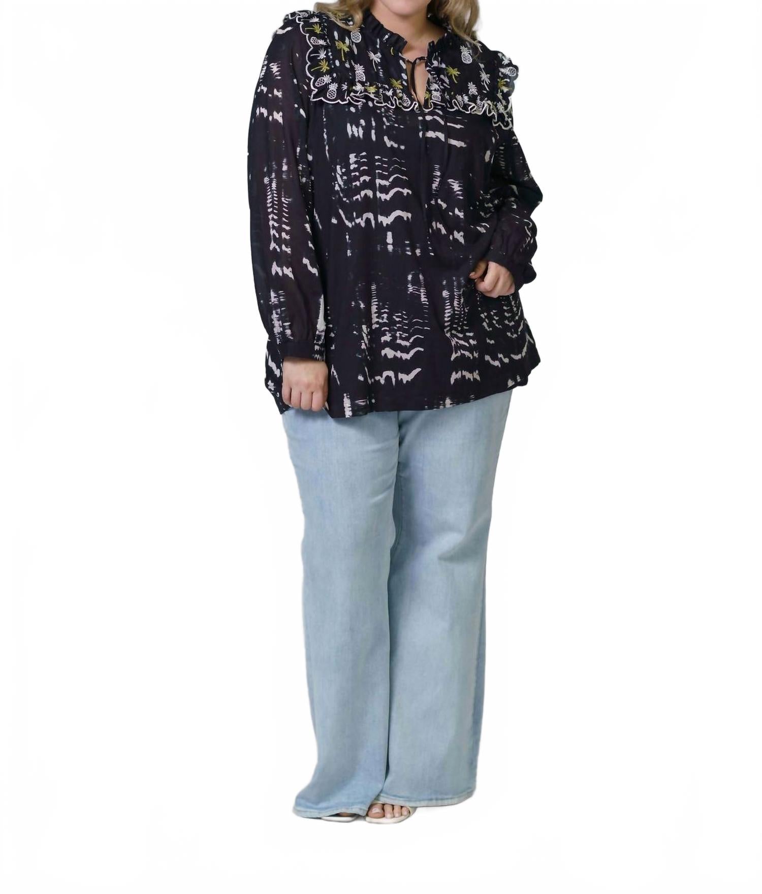 Длинный рукав V-образный вырез блузка - плюс в черном EMILY LOVELOCK 
Длинный рукав V-образный вырез блузка - плюс в черном EMILY LOVELOCK