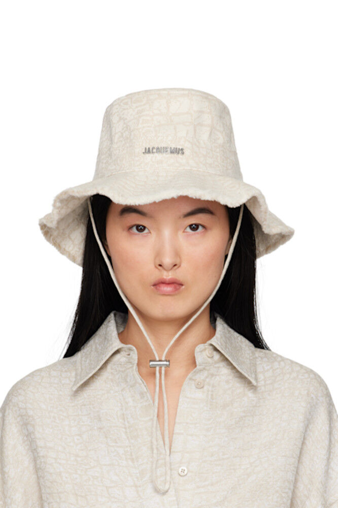 Бежевая панама La Croisière 'The Artichaut' JACQUEMUS
Бежевая панама La Croisière 'The Artichaut' JACQUEMUS