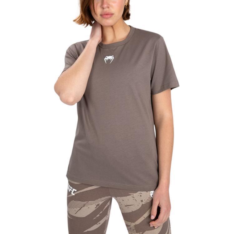 Футболка женская VENUM, черный/золотой
Футболка женская VENUM, черный/золотой