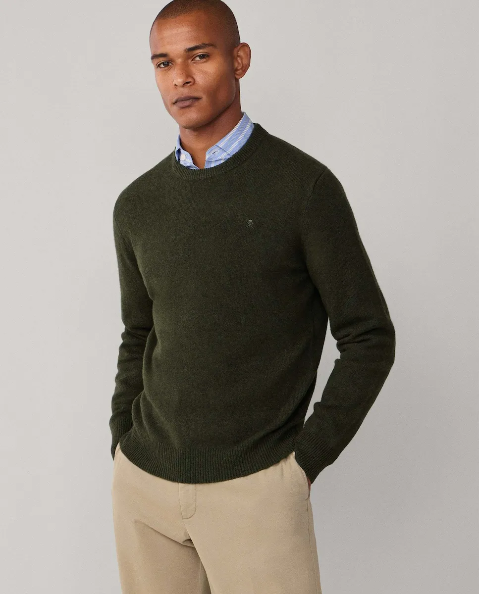 Свитер из овечьей шерсти с круглым вырезом Hackett, военный зеленый
Свитер из овечьей шерсти с круглым вырезом Hackett, военный зеленый