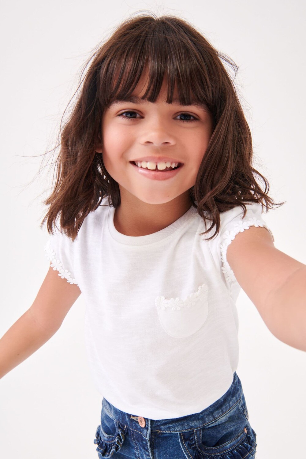 Футболка с ромашками и карманом Next, белый
Футболка с ромашками и карманом Next, белый