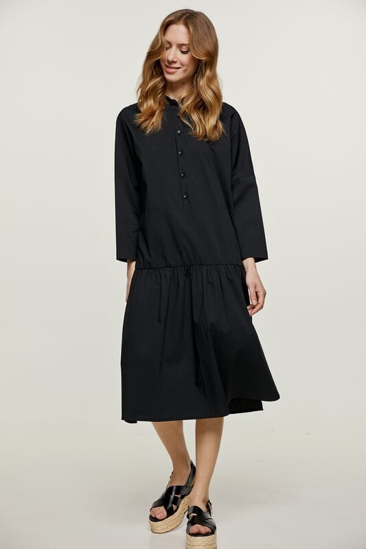 Платье больших размеров с пуговицами Conquista, черный
Платье больших размеров с пуговицами Conquista, черный