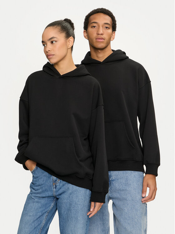 Свитшот loose fit Unisex Blank 2005, черный
Свитшот loose fit Unisex Blank 2005, черный