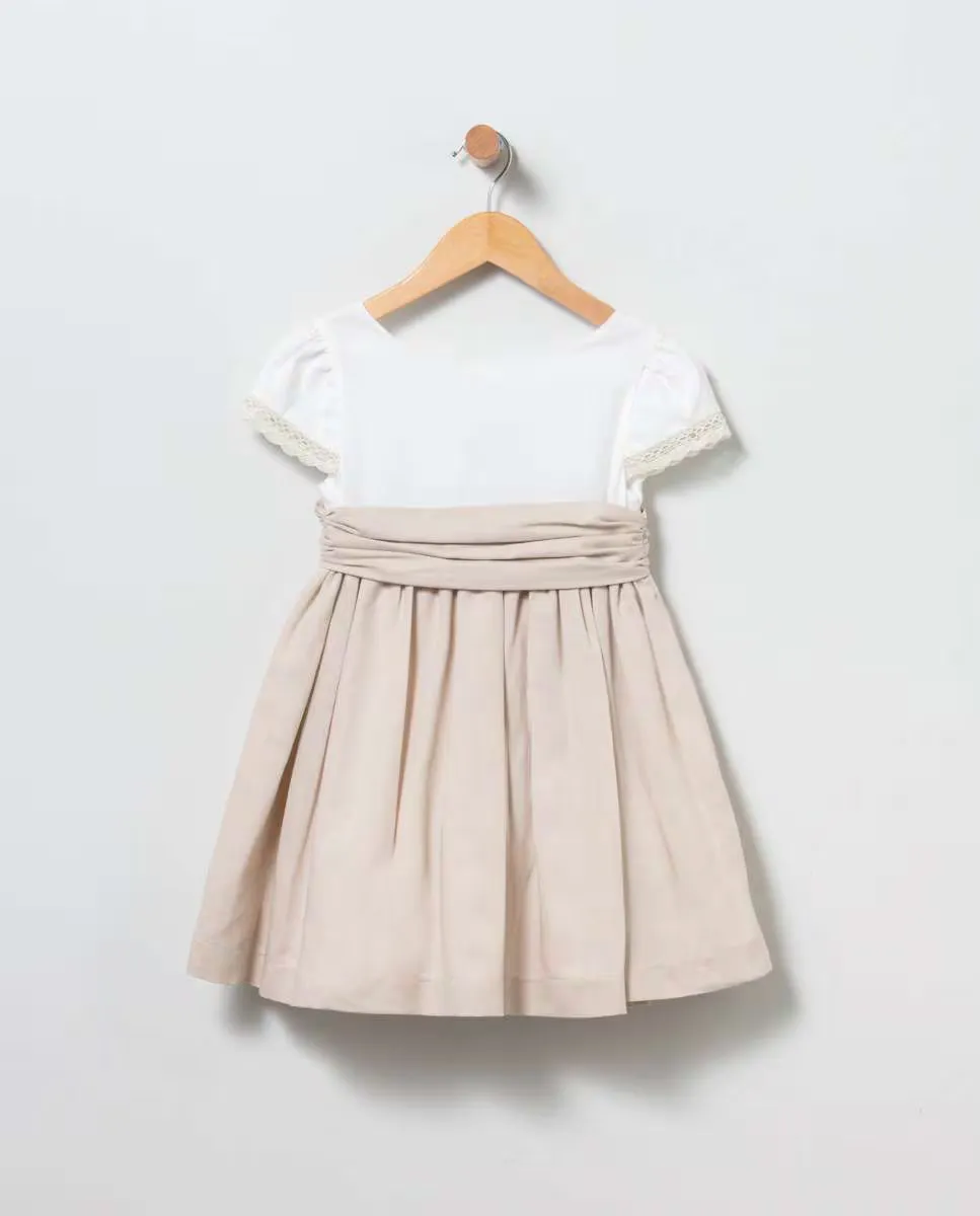 Льняное платье для девочки в коричневом цвете Coco Acqua, бежевый
Льняное платье для девочки в коричневом цвете Coco Acqua, бежевый