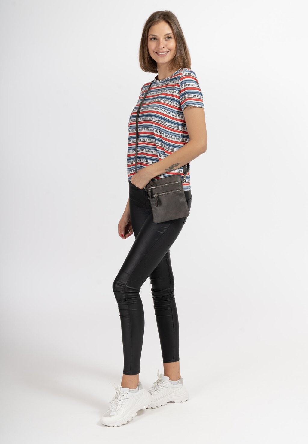 Сумка через плечо Emily & Noah
Сумка через плечо Emily & Noah