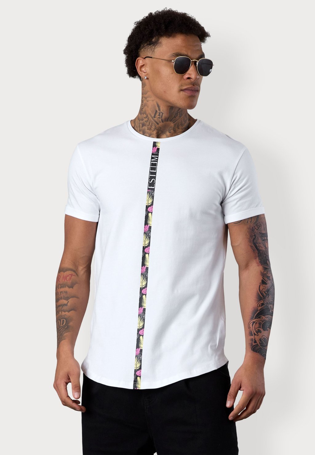 Футболка с принтом PALM STRIPE ESTEEM, белый
Футболка с принтом PALM STRIPE ESTEEM, белый