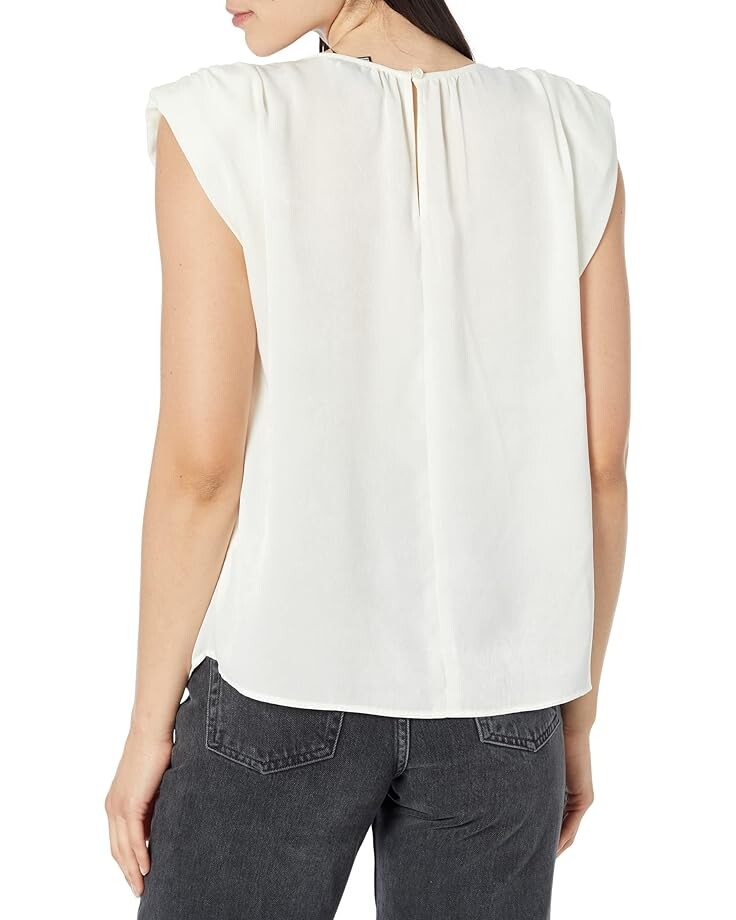 Топ DKNY Sleeveless Shoulder Pad Satin Shell Top, слоновая кость
Топ DKNY Sleeveless Shoulder Pad Satin Shell Top, слоновая кость