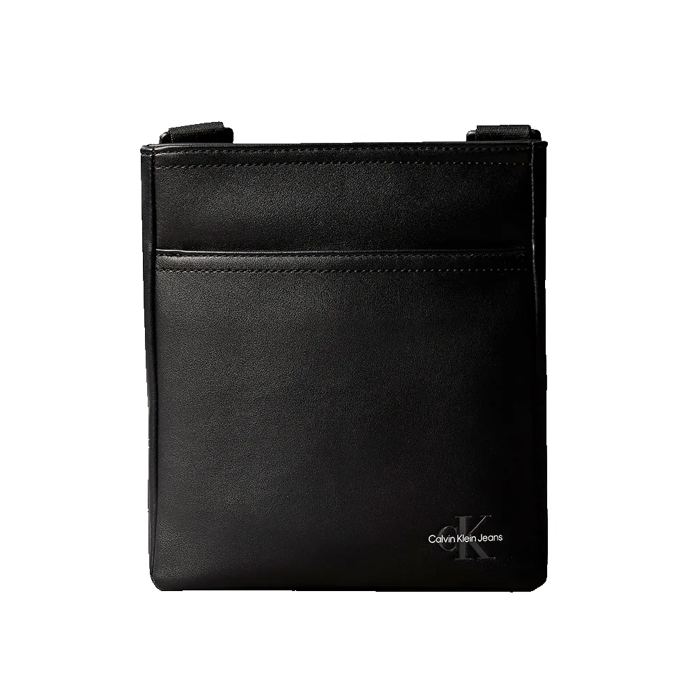 Сумка кросс-боди Calvin Klein Jeans Mono Logo Flat Pack, черный
Сумка кросс-боди Calvin Klein Jeans Mono Logo Flat Pack, черный