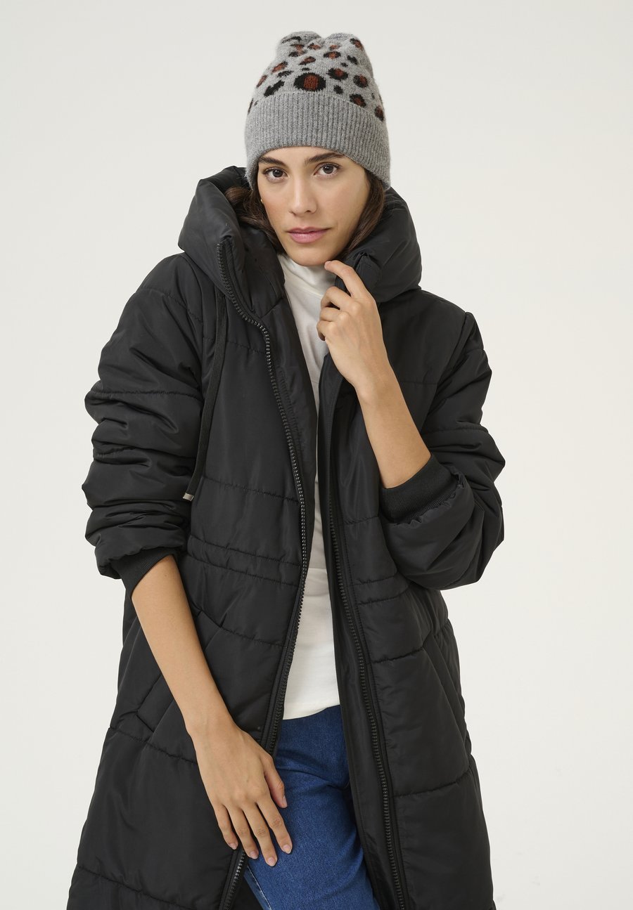 Шапка Kaffe MAE , Grey Mel Animal Knit Pattern/Mottled Grey
Шапка Kaffe MAE , Grey Mel Animal Knit Pattern/Mottled Grey