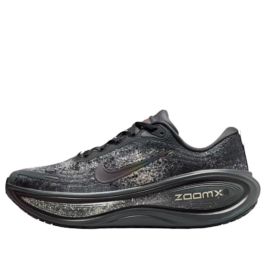 Кроссовки Nike Vomero Plus 'Anthracite Oatmeal Volt'
Кроссовки Nike Vomero Plus 'Anthracite Oatmeal Volt'