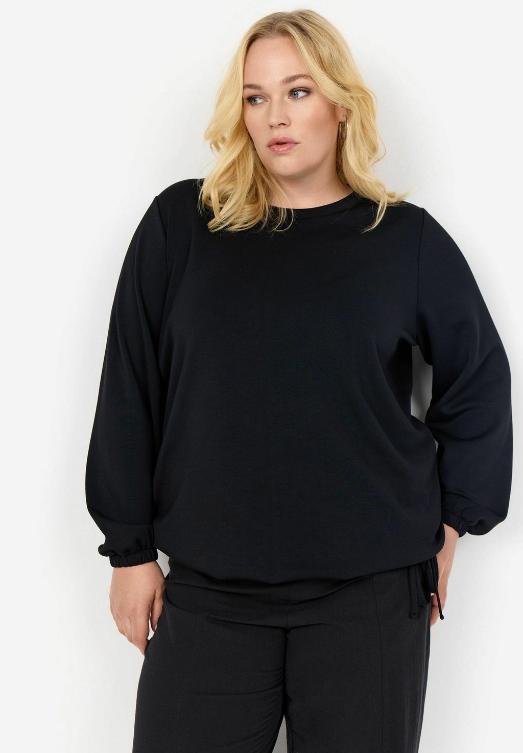 Футболка с длинным рукавом Wasabi Concept, черный
Футболка с длинным рукавом Wasabi Concept, черный