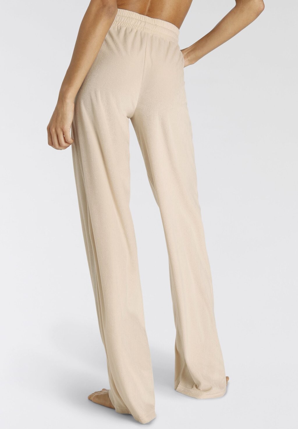 Ткань брюк Nicki Vivance, кремовыйовая
Ткань брюк Nicki Vivance, кремовыйовая