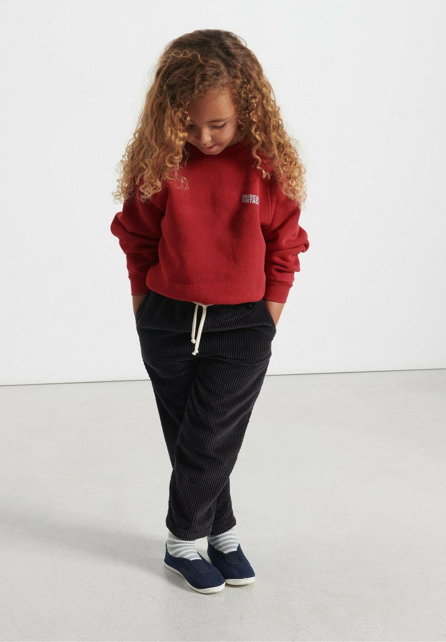 Толстовка American Vintage IZUBIRD, Cerise Vintage/Red
Толстовка American Vintage IZUBIRD, Cerise Vintage/Red