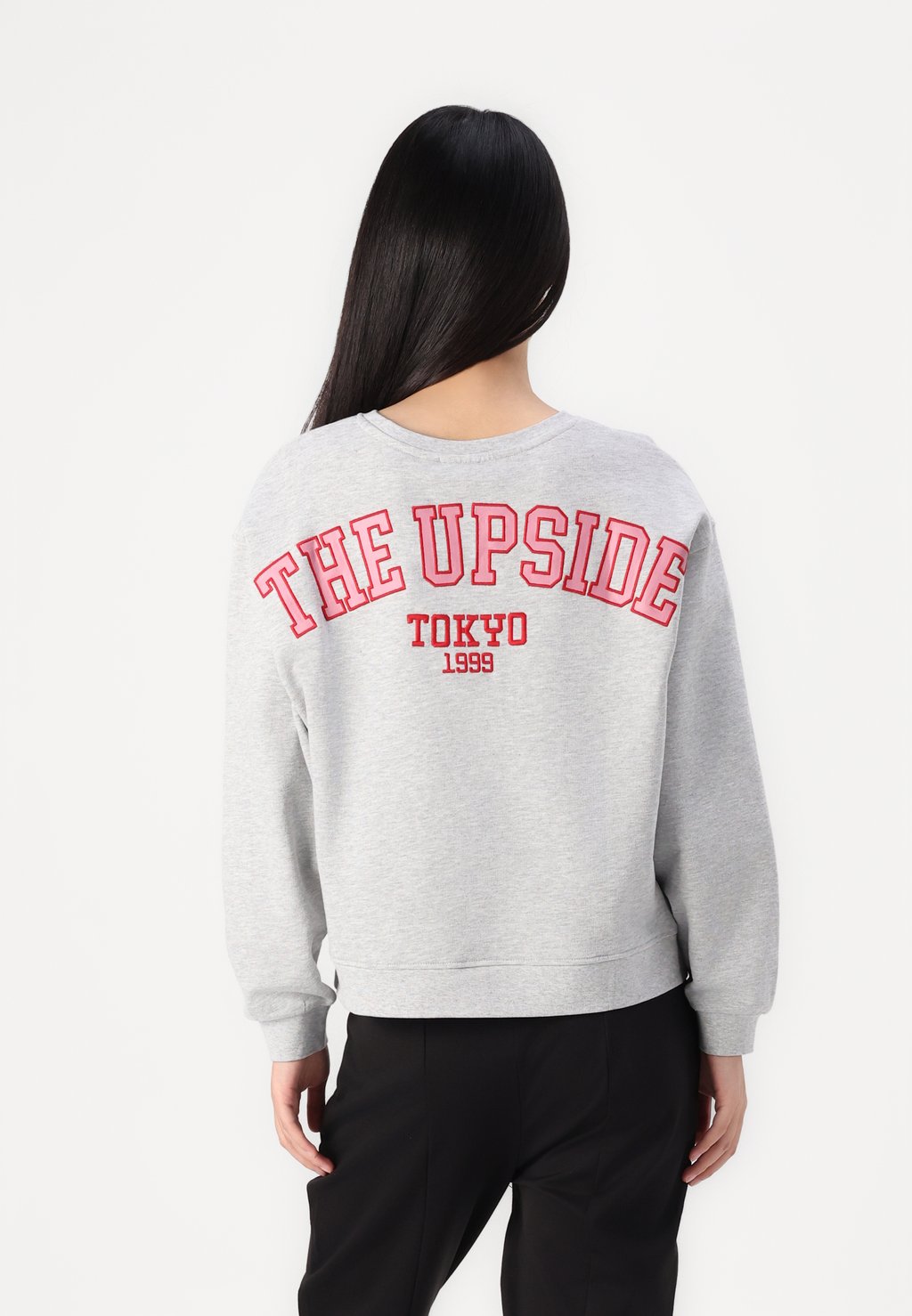 Толстовка LELA ICHI, светло-серый
Толстовка LELA ICHI, светло-серый