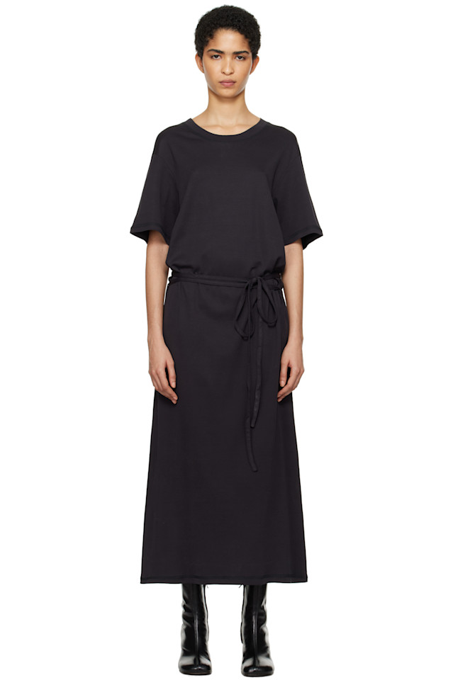 Миди-платье с поясом и ребристым верхом Lemaire, цвет squid ink
Миди-платье с поясом и ребристым верхом Lemaire, цвет squid ink