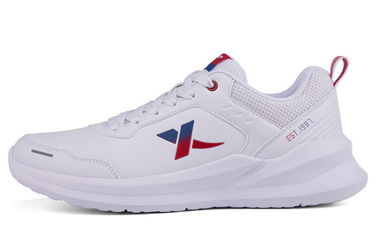 Кроссовки Xtep, красный/белый
Кроссовки Xtep, красный/белый