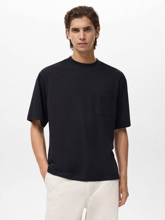 Хлопковая футболка Mango
Хлопковая футболка Mango