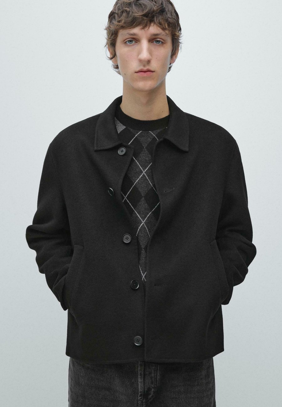 Куртка Massimo Dutti SHORT OVER, Black
Куртка Massimo Dutti SHORT OVER, Black