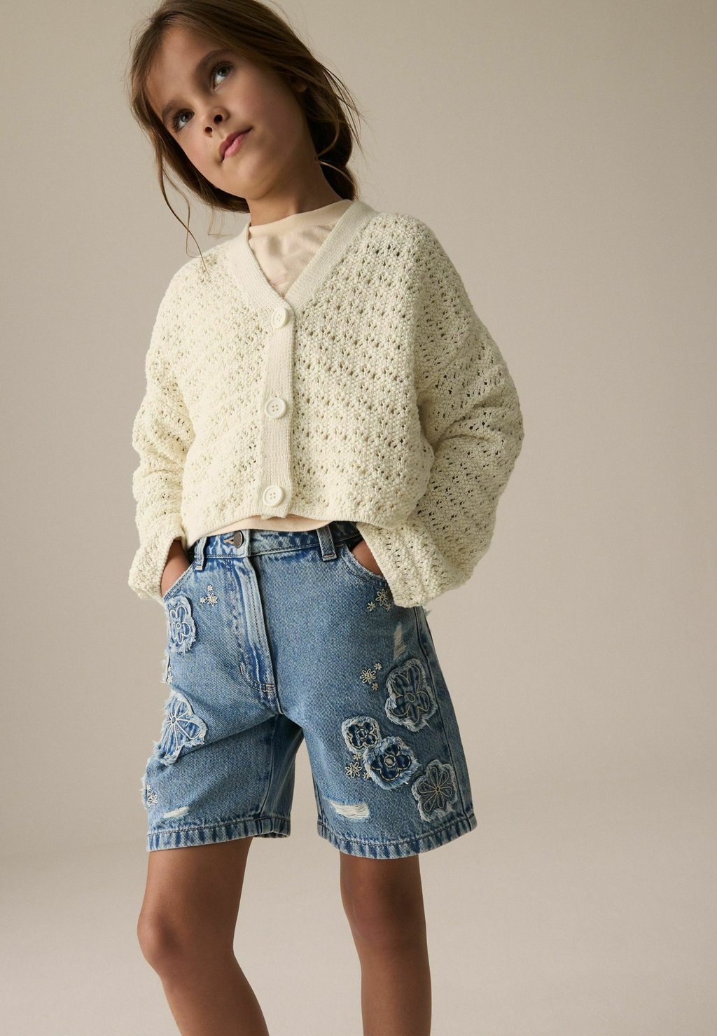 Кардиган V NECK Next, бежевый 
Кардиган V NECK Next, бежевый