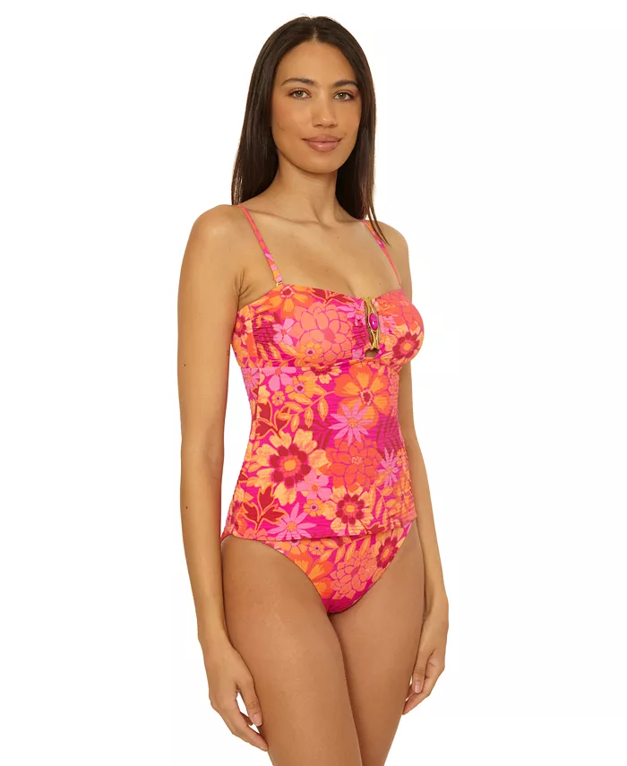 Женский топ-бандо танкини Copacabana и плавки с высокой талией Becca, мультиколор
Женский топ-бандо танкини Copacabana и плавки с высокой талией Becca, мультиколор