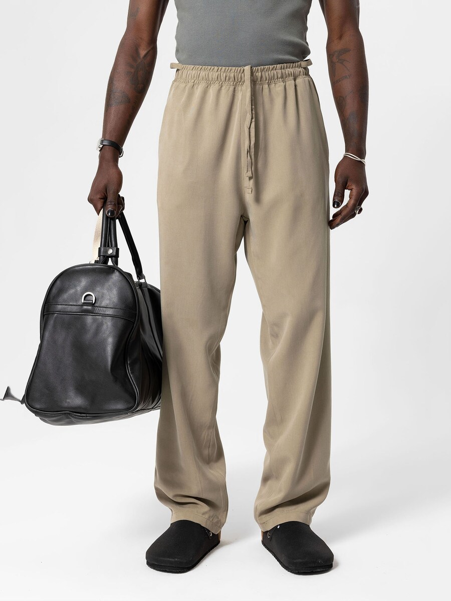 Брюки свободного кроя VAMOS CLO, хаки
Брюки свободного кроя VAMOS CLO, хаки