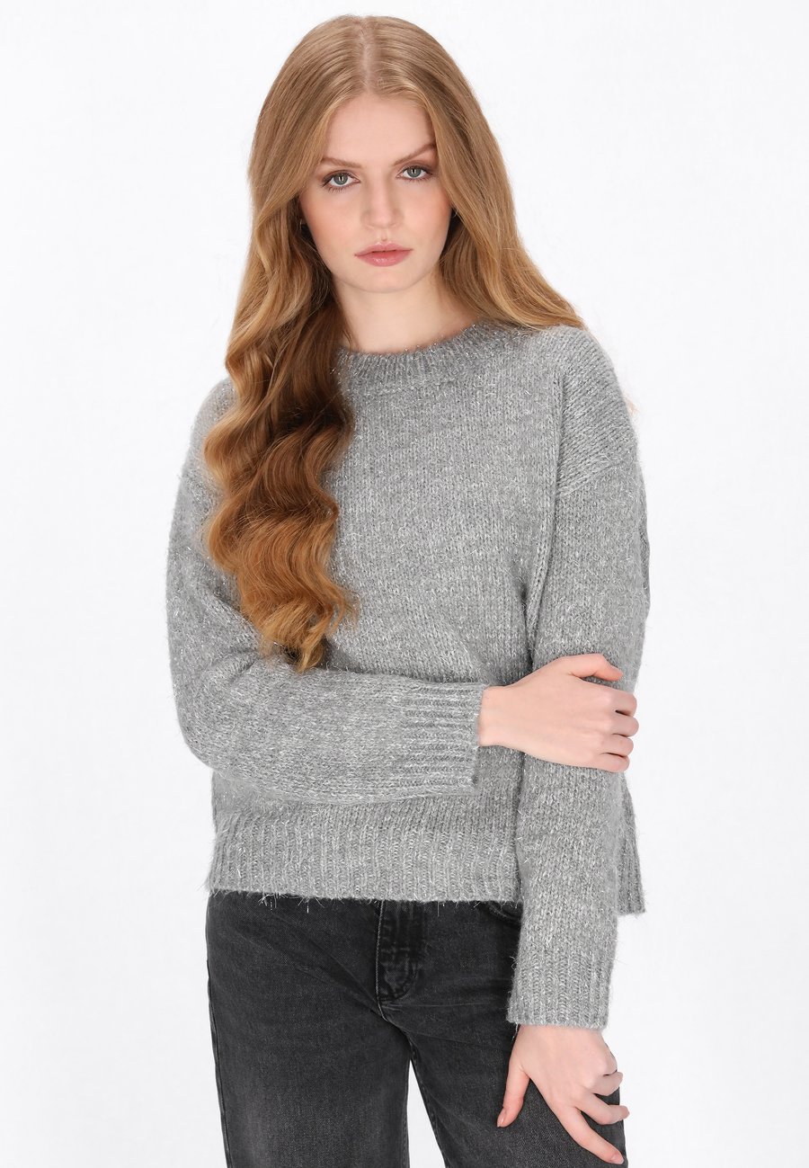 Джемпер DreiMaster Jumper, Grey Melange/Mottled Grey
Джемпер DreiMaster Jumper, Grey Melange/Mottled Grey