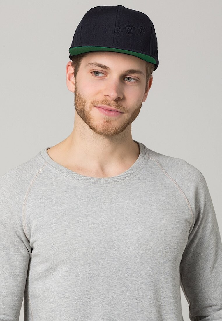 Бейсболка Flexfit, цвет dark navy
Бейсболка Flexfit, цвет dark navy